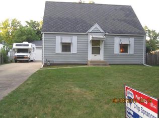 850 Upton Ave, Springfield, MI 49037