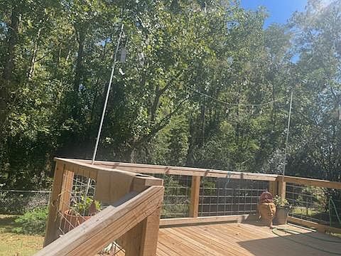 Great deck and outdoor space