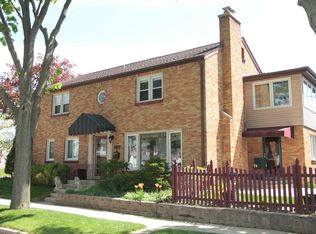 4200 S 1st St, Milwaukee, WI 53207