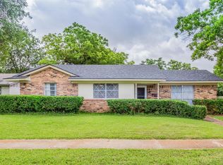 926 Del Ray Dr, Garland, TX 75043