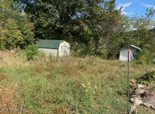 430 Legion Ave, Rocky Top, TN 37769