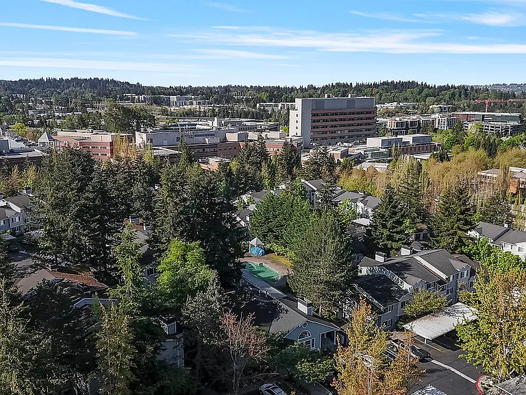 Evergreen Heights — Photo 29