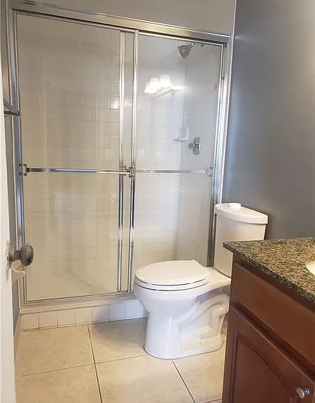 109 Lake Emerald Dr #107 — Photo 8