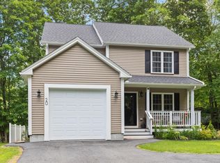 20 Farnum St, Uxbridge, MA 01569
