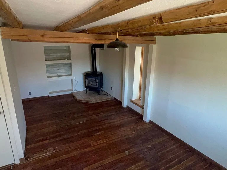 225 N Washington St — Photo 15