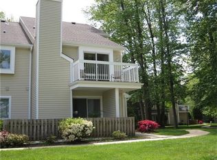 8 Wynwood Dr, Monmouth Junction, NJ 08852