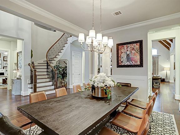 Just located off of the foyer is this formal dining room. This will be the room where you entertain during the holidays and special occasions. A ten chair dining table can fit easily in this room.