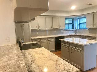 8930 Arlington Forest Dr, Houston, TX 77088