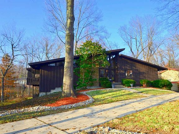 2nd image of 6010 Crittenden Dr