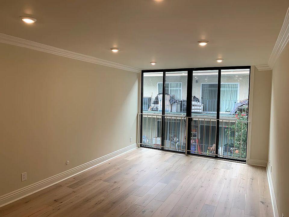 Park Plaza Apartments - 230 Wayne Ave Oakland CA (Updated Daily) | Zillow