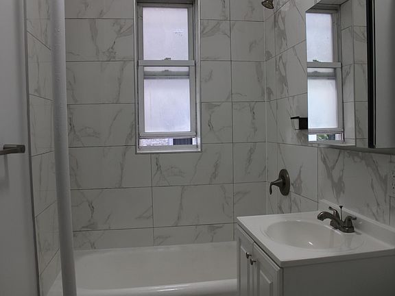 4th image of 257 Grant Ave APT A2