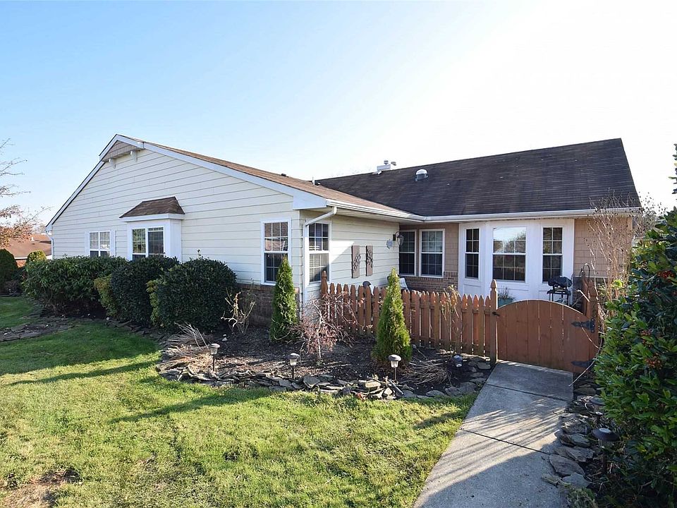 1st image of 73 Theodore Dr