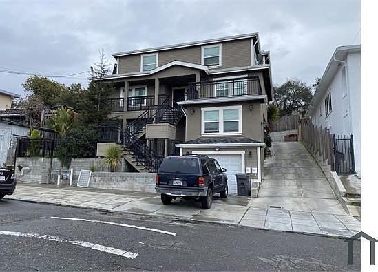 1st image of 2416 Highland Ave