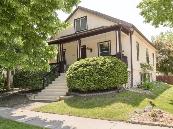 2203 South 69th STREET, West Allis, WI 53219