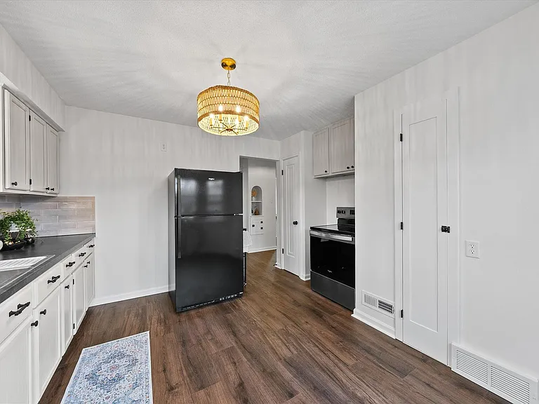 3702 N 51st Blvd — Photo 12