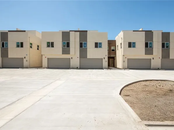 1018 W 223rd St #4, Torrance, CA 90502