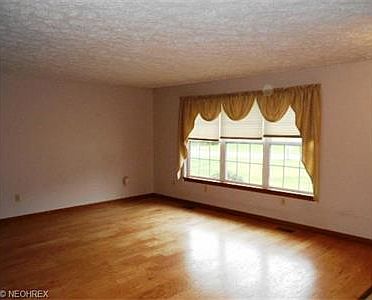 2nd image of 829 Pegan Dr