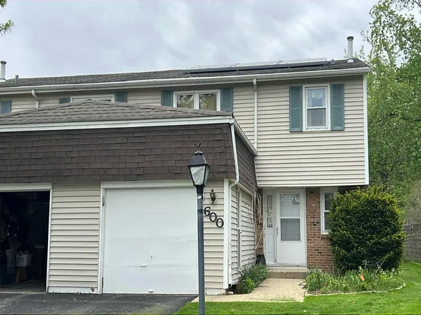 600 Hughes Pl, Bolingbrook, IL 60440