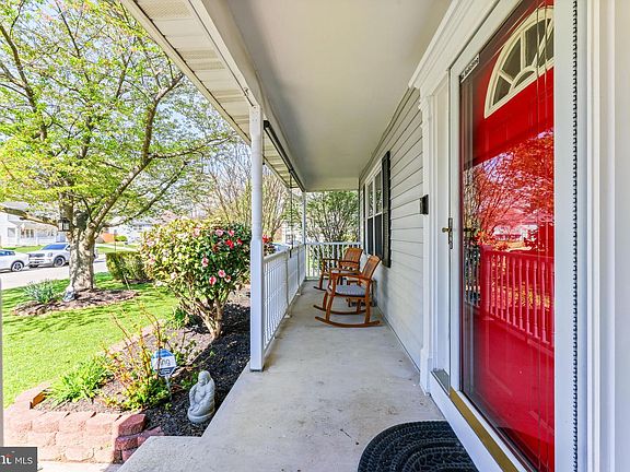 5th image of 132 Red Fox Cir