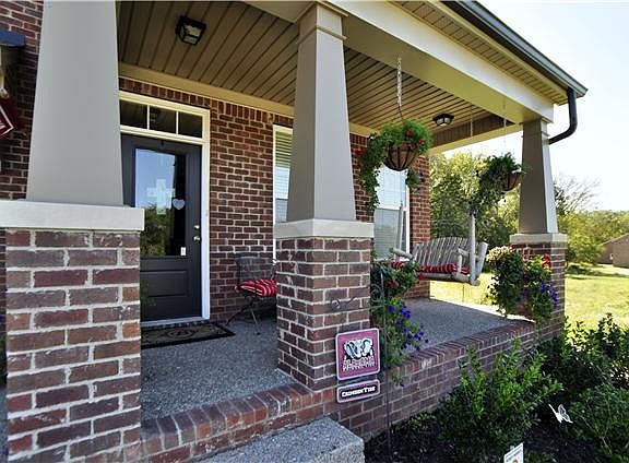 Home for Sale in Mount Juliet, Tennessee $234,600