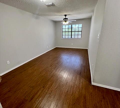 5th image of 305 N Montevideo Ave APT 14