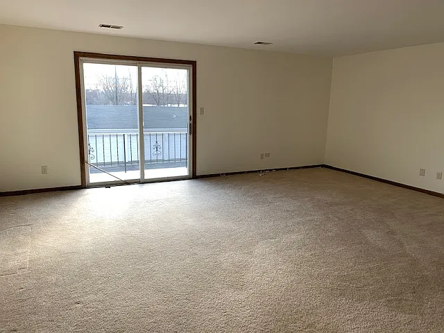 1218 Camellia Dr #14 — Photo 2