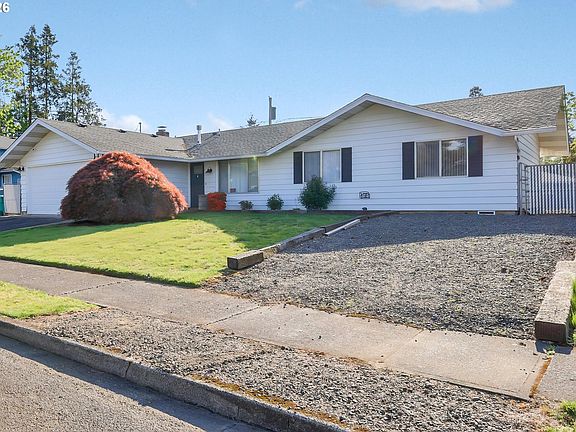 2nd image of 1035 SE 225th Ave