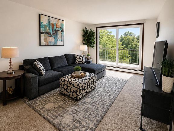 3rd image of 5200 S Tuckaway BOULEVARD #300