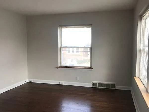 7550 Delmar Blvd #1 — Photo 3