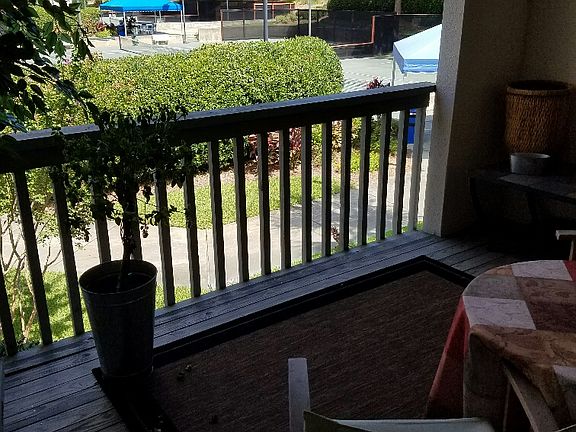 2nd image of 31 Forest Hills Ln #31E