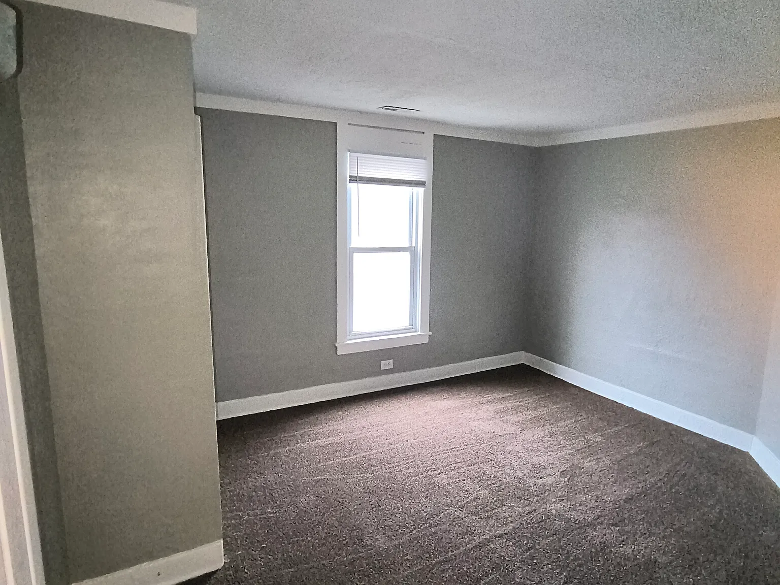 4 bed, 1697 sqft, $1,100 — Photo 4
