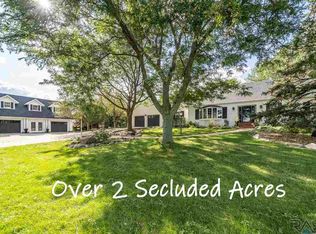 8005 S Windswept Cir, Sioux Falls, SD 57108