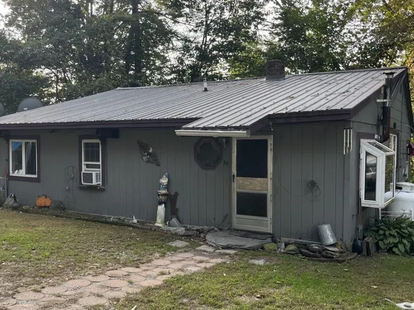 39 Morway Street, Charlestown, NH 03603