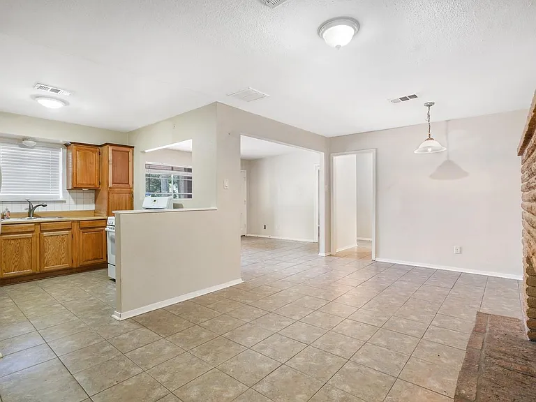 26407 Magnolia Dr — Photo 12