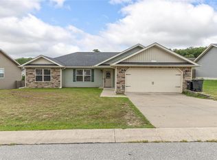 117 Mary Catherine, Waynesville, MO 65583