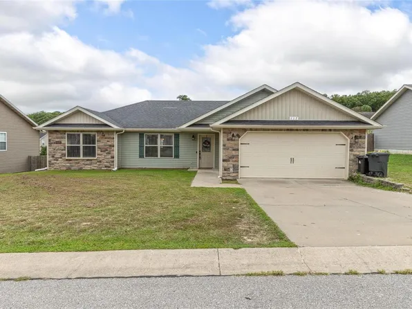117 Mary Catherine, Waynesville, MO 65583