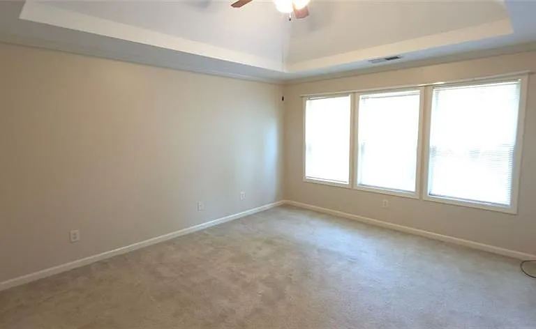 237 Ascott Ln — Photo 8