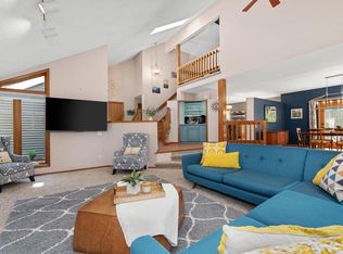 6325 Briarcliff Ln, Middleton, WI 53562