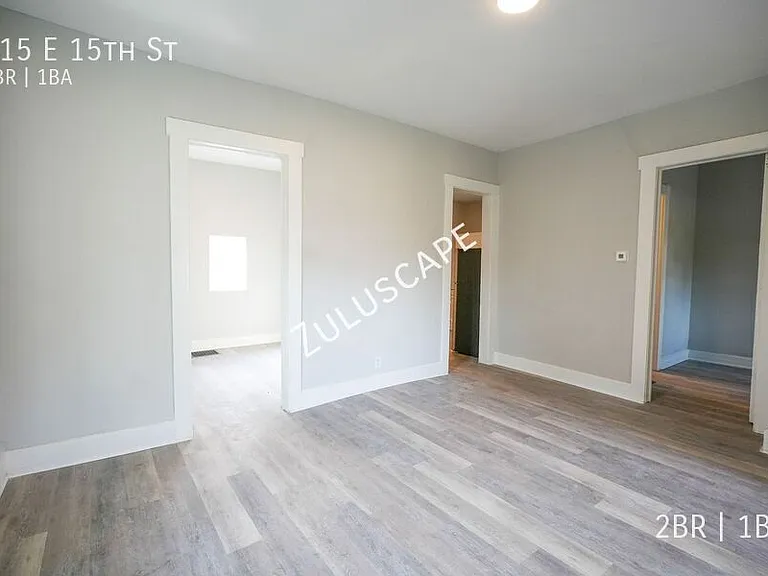 415 E 15th St — Photo 5