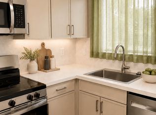 Pruneyard Garden Apartments, Campbell, CA 95008