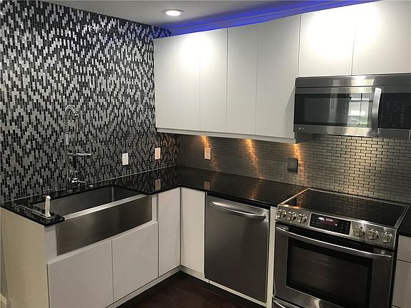 3rd image of 10815 N Cypress Glen Drive #10815