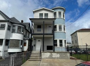 9 Schley St, Newark, NJ 07112