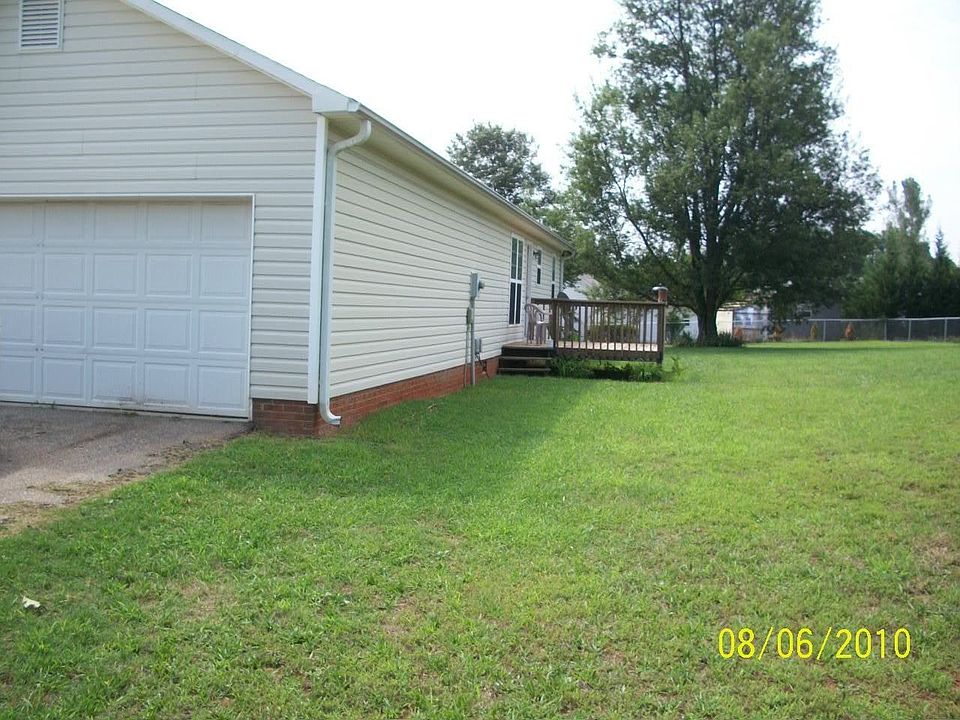 2nd image of 2218 Riveroak Rd