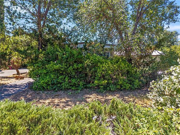 4th image of 3328 Ackley Rd