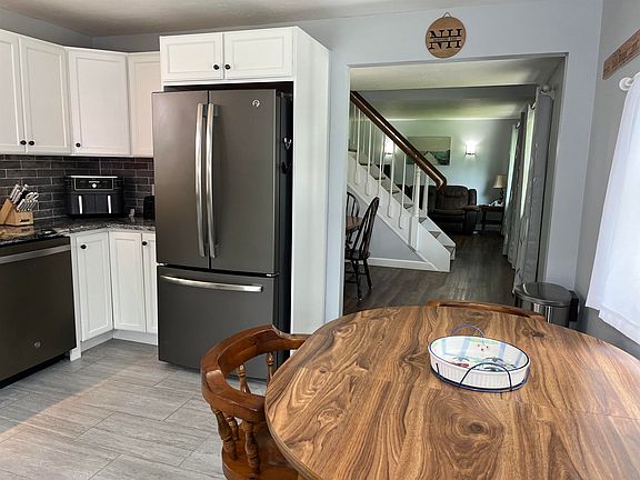 4th image of 76 Woodside Drive