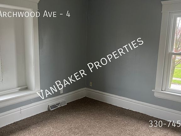 3rd image of 58 E Archwood Ave APT 4