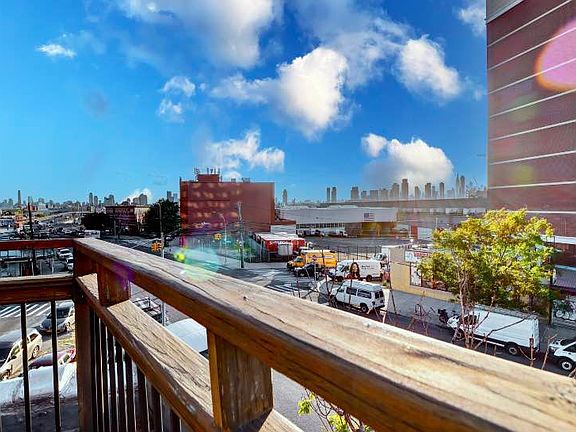 3rd image of 5228 35th St #1