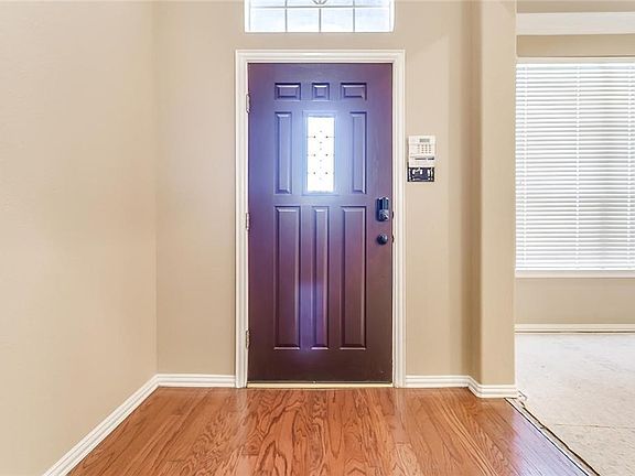 4th image of 150 Hannah Cir