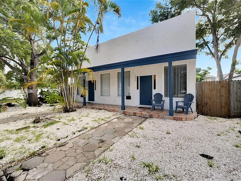 3651 Haines Rd N — Photo 7