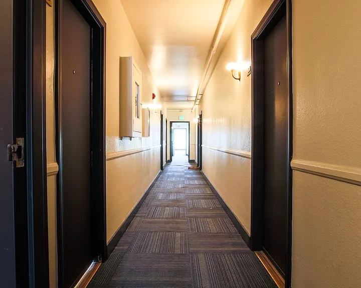 Beachwood Tower — Photo 4